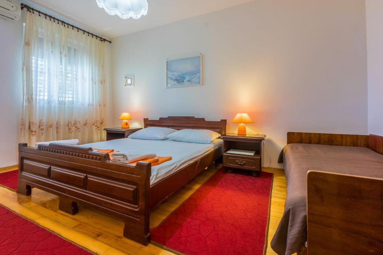 Apartments Danica Драмал Екстериор снимка